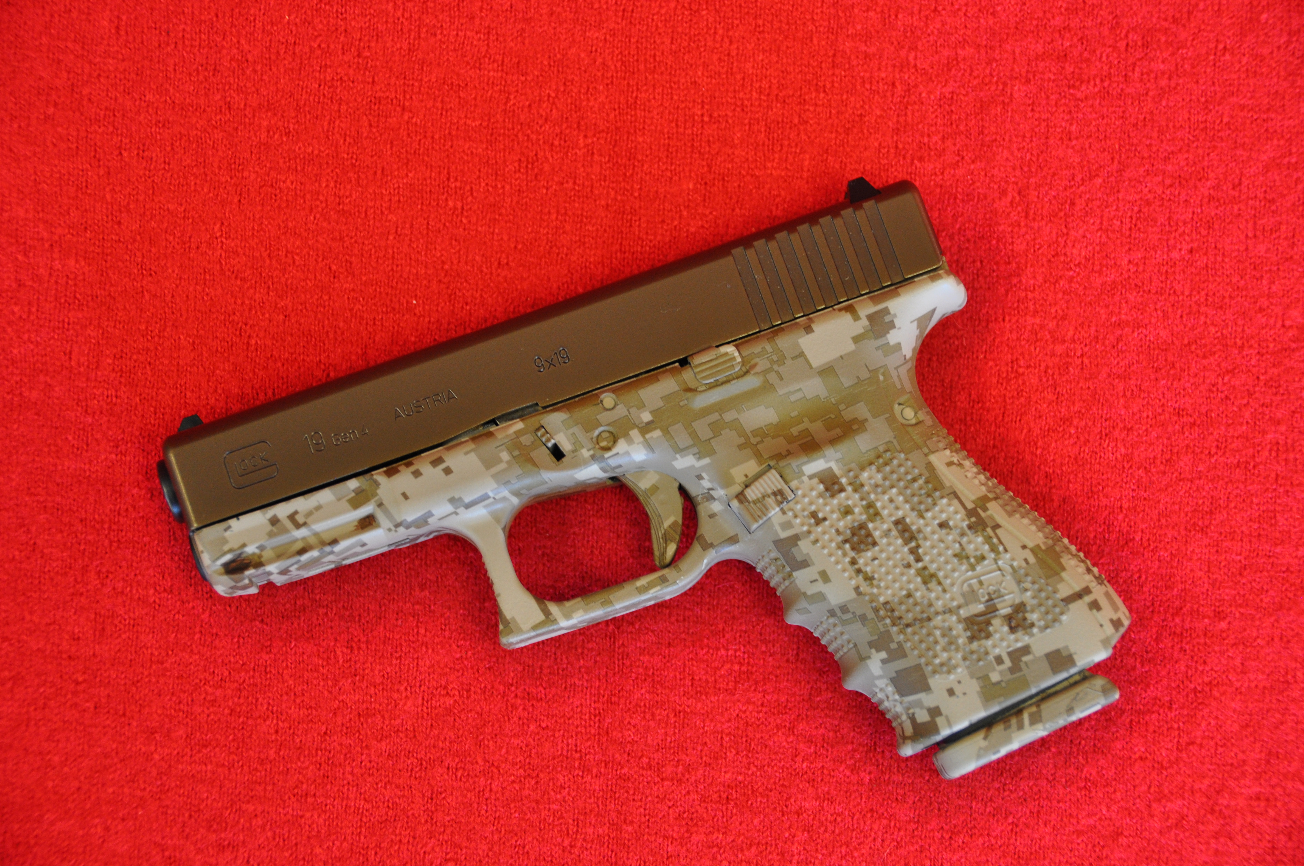 Pistole GLOCK 19 Pistole GLOCK 19