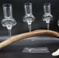 Hornwerk Schnapsbar (inkl. 3 Grappa Gläser) Hornwerk Schnapsbar (inkl. 3 Grappa Gläser)